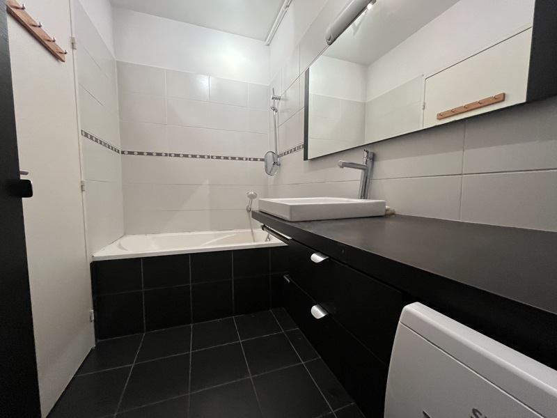 Vente Appartement Saint-Priest - 5 pièces -101 m² - (69800)