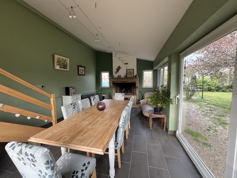 Vente Maison ST PRIEST - 5 pièces -121 m² - (69800)