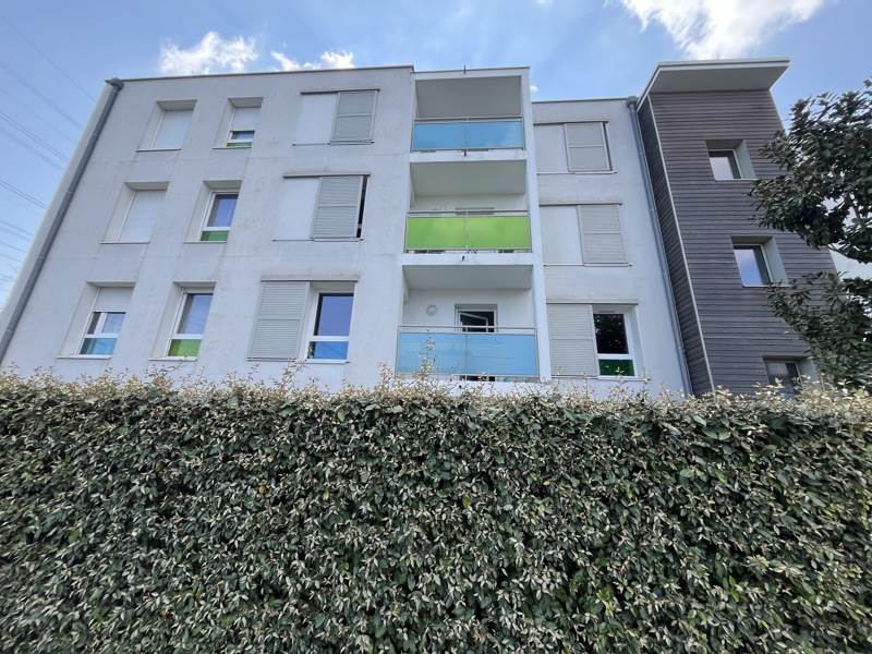 Vente Appartement ST PRIEST - 2 pièces -41 m² - (69800)