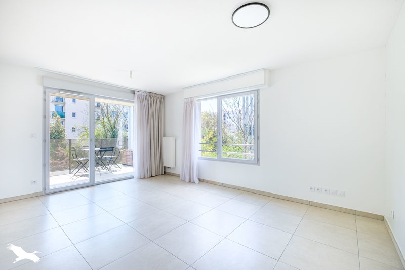 Vente Appartement ST PRIEST - 4 pièces -77 m² - (69800)