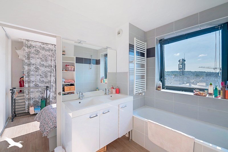 Vente Appartement BORDEAUX - 4 pièces -77 m² - (33300)