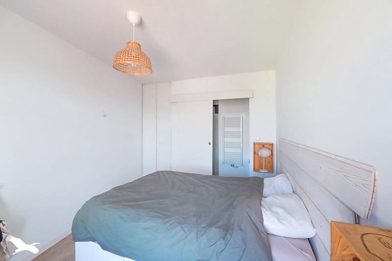 Vente Appartement BORDEAUX - 4 pièces -77 m² - (33300)