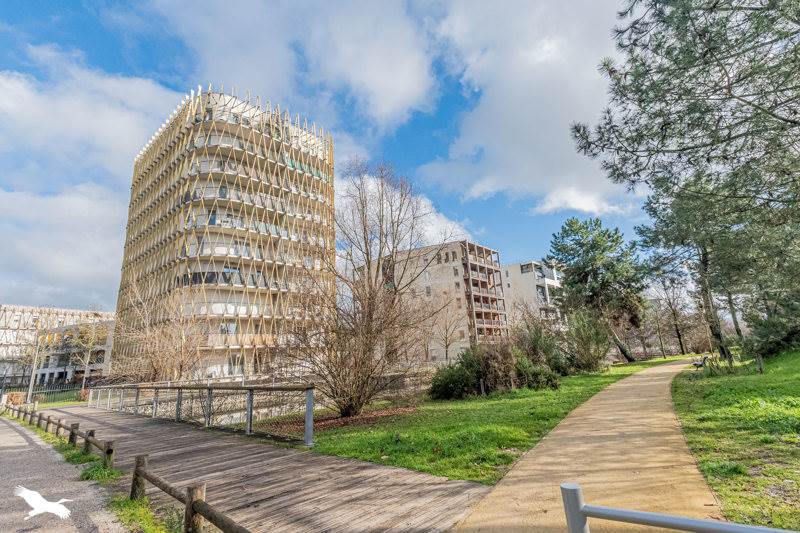 Vente Appartement BORDEAUX - 3 pièces -68 m² - (33300)