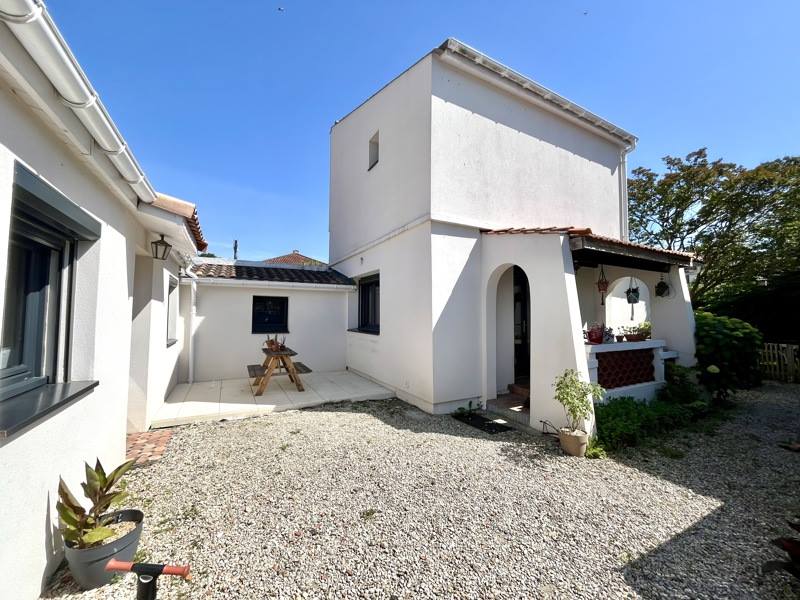 Vente Maison BORDEAUX - 3 pièces -75 m² - (33300)