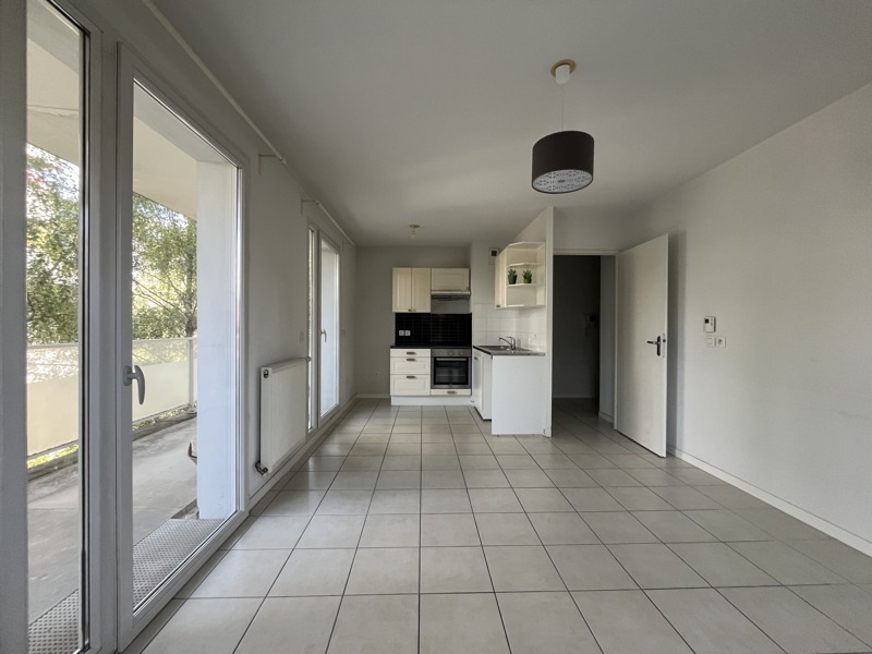 Vente Appartement BORDEAUX - 2 pièces -40 m² - (33300)