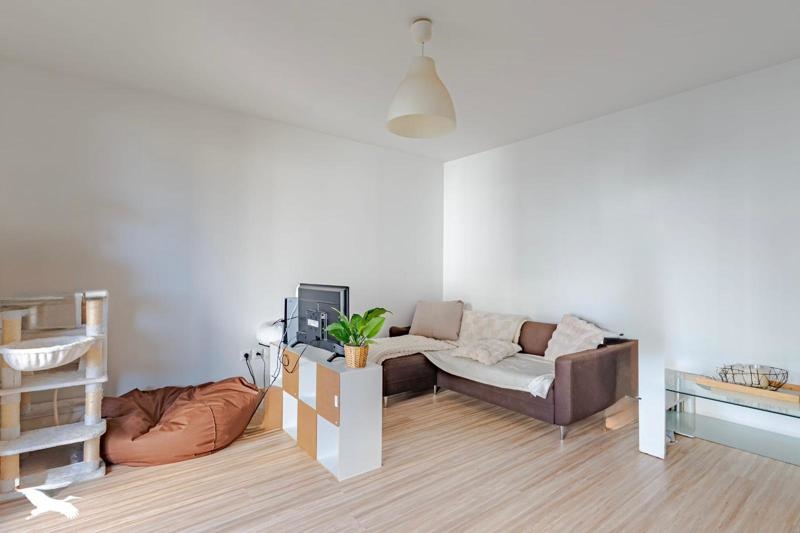 Vente Appartement BORDEAUX - 2 pièces -46 m² - (33300)