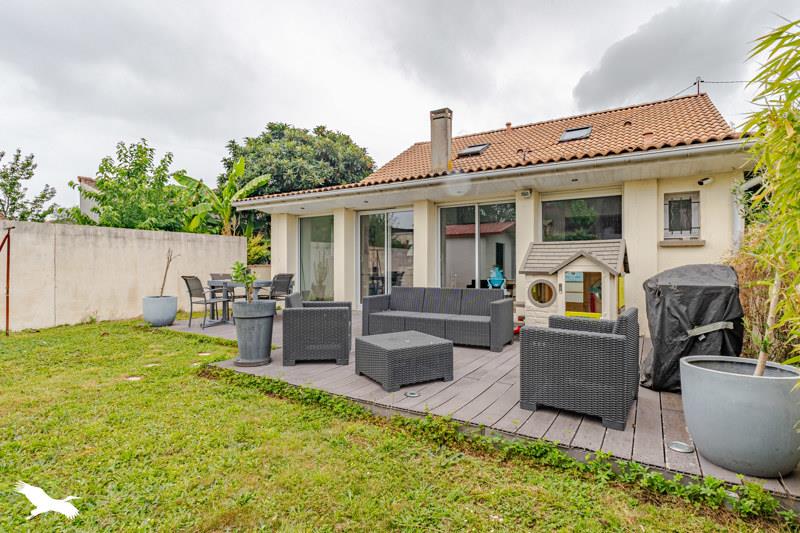Vente Maison BORDEAUX - 5 pièces -115 m² - (33300)