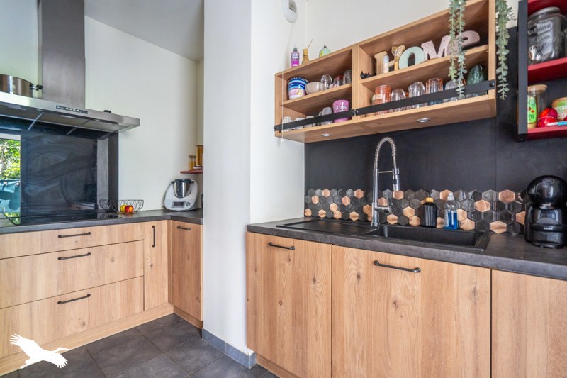 Vente Appartement BORDEAUX - 4 pièces -84,9 m² - (33300)