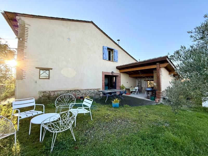 Vente Maison AUCAMVILLE - 7 pièces -224 m² - (82600)