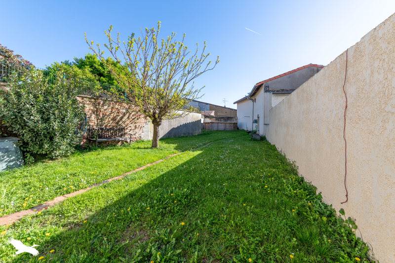 Vente Maison MAS GRENIER - 9 pièces -310 m² - (82600)
