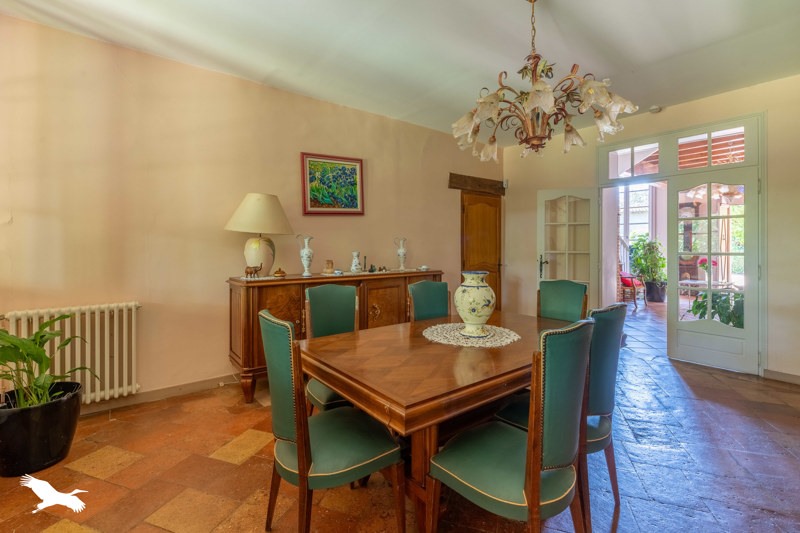 Vente Maison VERDUN SUR GARONNE - 5 pièces -223 m² - (82600)