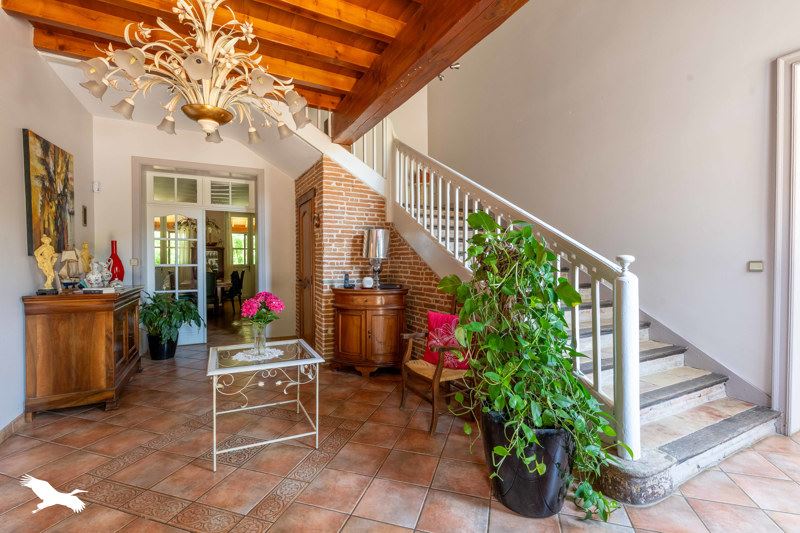 Vente Maison VERDUN SUR GARONNE - 5 pièces -223 m² - (82600)