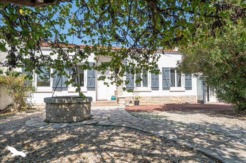 Vente Maison Le Château-d'Oléron - 5 pièces -135 m² - (17480)