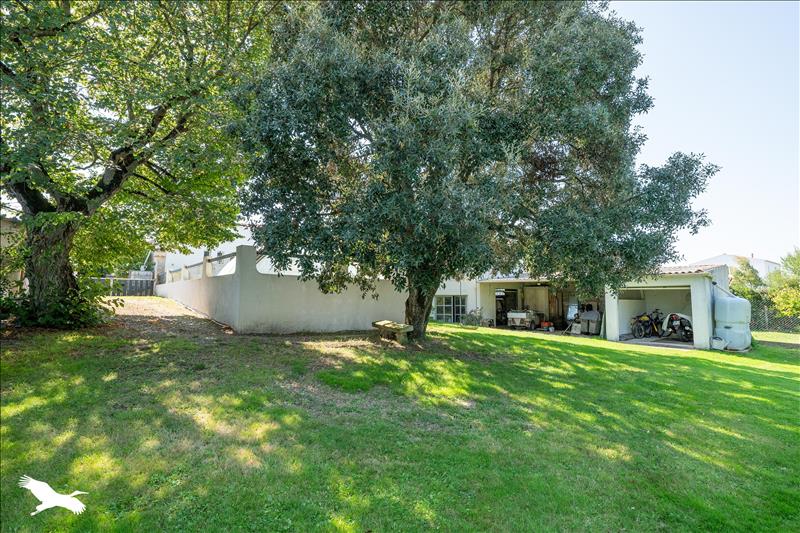 Vente Maison Le Château-d'Oléron - 5 pièces -135 m² - (17480)