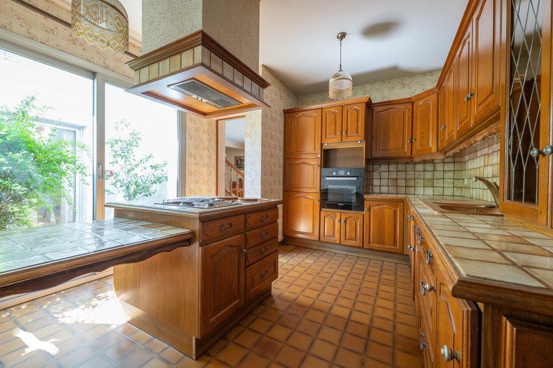 Vente Maison DOLUS D OLERON - 6 pièces -154 m² - (17550)