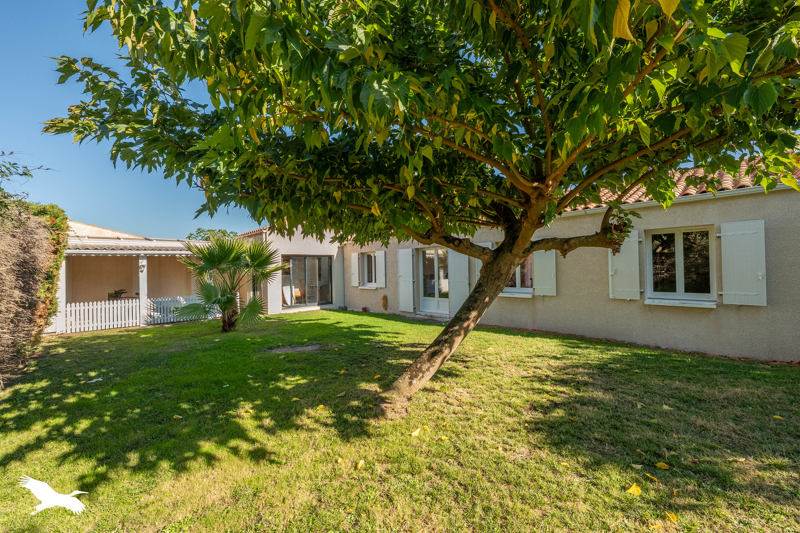 Vente Maison LE CHATEAU D OLERON - 4 pièces -86 m² - (17480)