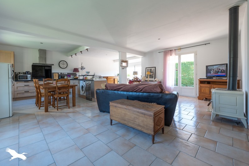 Vente Maison LE CHATEAU D OLERON - 4 pièces -86 m² - (17480)