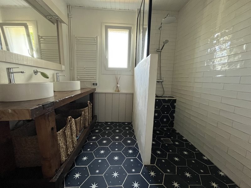 Vente Maison LE CHATEAU D OLERON - 4 pièces -76 m² - (17480)