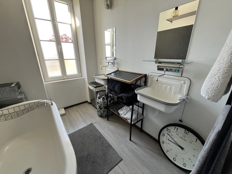 Vente Maison LE CHATEAU D OLERON - 5 pièces -117 m² - (17480)