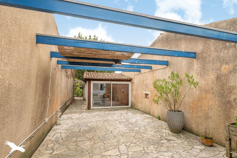 Vente Maison LE CHATEAU D OLERON - 4 pièces -106 m² - (17480)