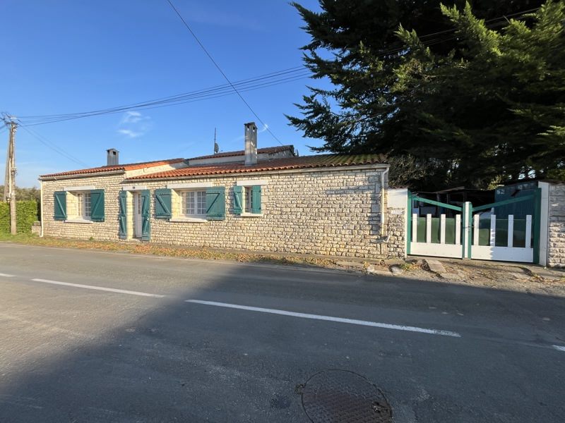 Vente Maison DOLUS D OLERON - 3 pièces -91 m² - (17550)