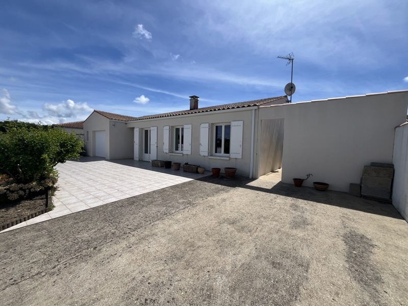 Vente Maison LE CHATEAU D OLERON - 4 pièces -94 m² - (17480)