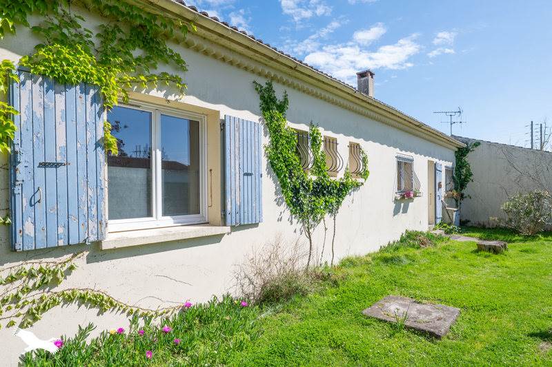 Vente Maison LE CHATEAU D OLERON - 5 pièces -149 m² - (17480)
