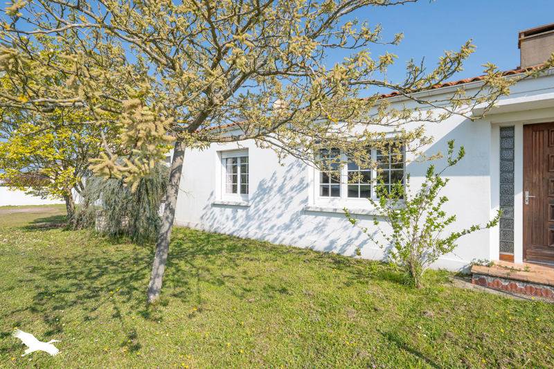 Vente Maison DOLUS D OLERON - 4 pièces -84 m² - (17550)