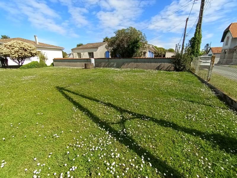 Vente Terrain LE CHATEAU D OLERON - -225 m² - (17480)