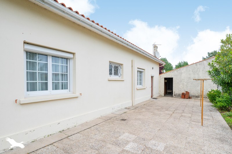 Vente Maison LE CHATEAU D OLERON - 3 pièces -80 m² - (17480)