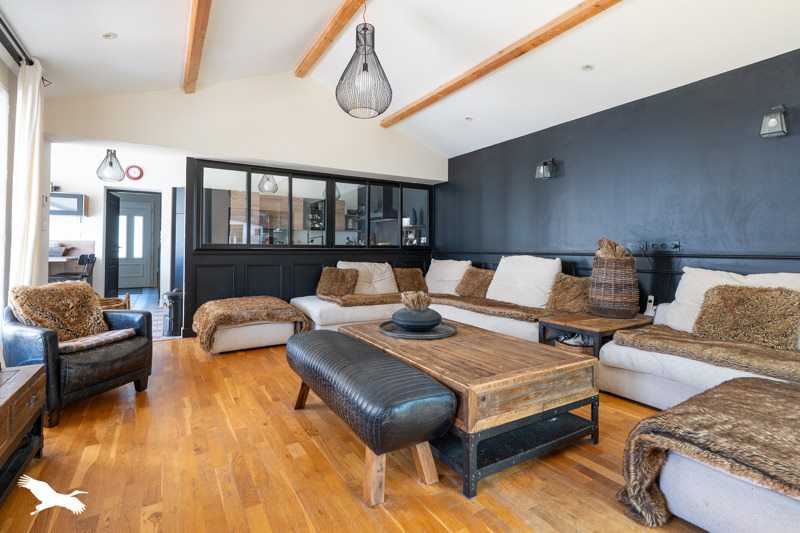 Vente Maison LE CHATEAU D OLERON - 6 pièces -174 m² - (17480)