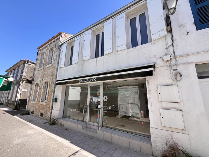 Vente Maison LE CHATEAU D OLERON - 4 pièces -110 m² - (17480)