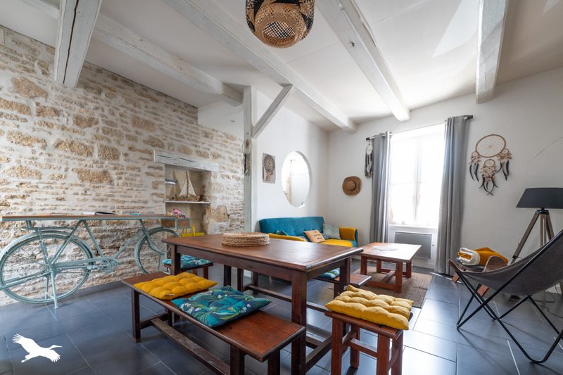 Vente Maison LE CHATEAU D OLERON - 3 pièces -83 m² - (17480)