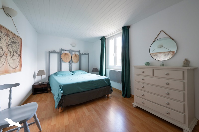 Vente Maison LE CHATEAU D OLERON - 3 pièces -83 m² - (17480)