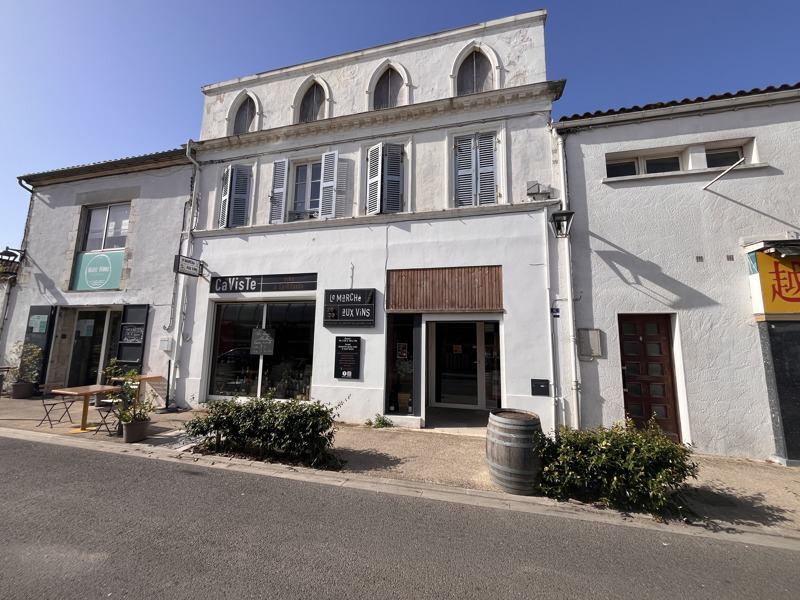 Immeuble 3 pièces 345 m² · à Le Château-d'Oléron · 345 m² · 586 320 €