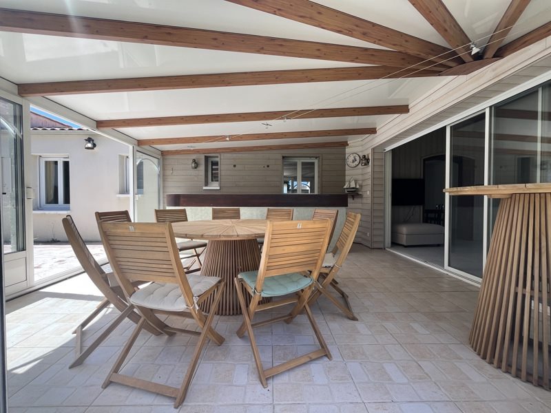 Vente Maison LE CHATEAU D OLERON - 5 pièces -109 m² - (17480)