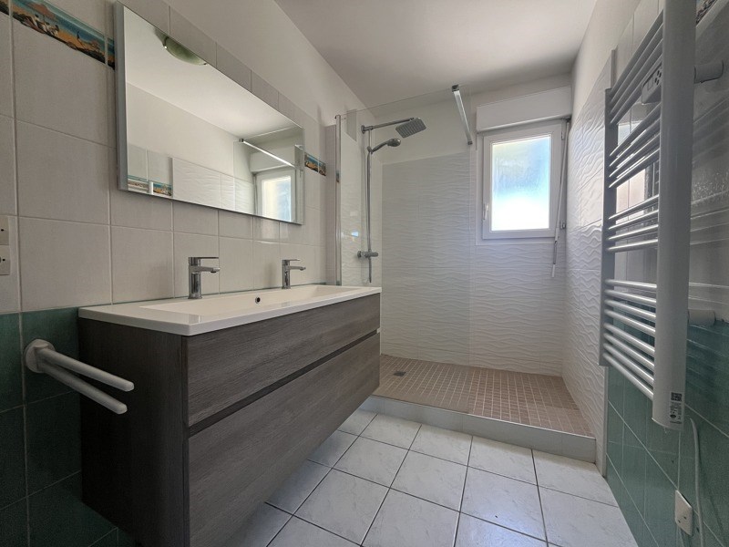 Vente Maison LE CHATEAU D OLERON - 5 pièces -109 m² - (17480)