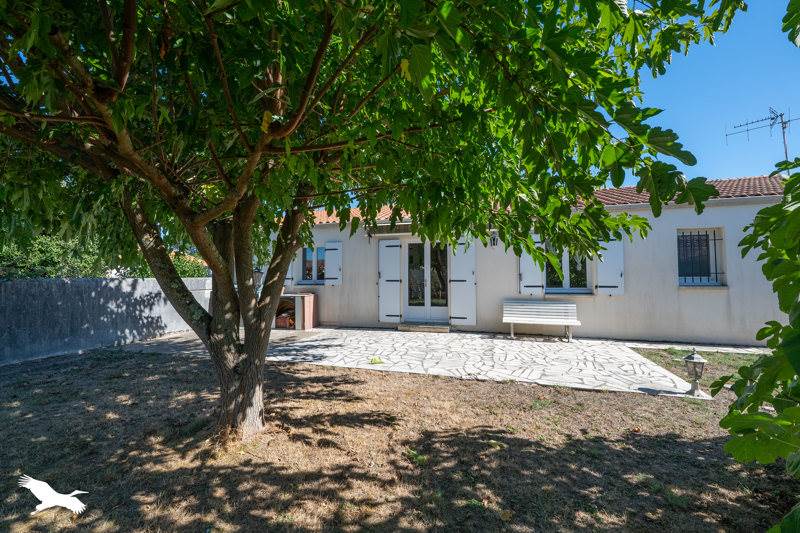 Vente Maison LE CHATEAU D OLERON - 5 pièces -96 m² - (17480)