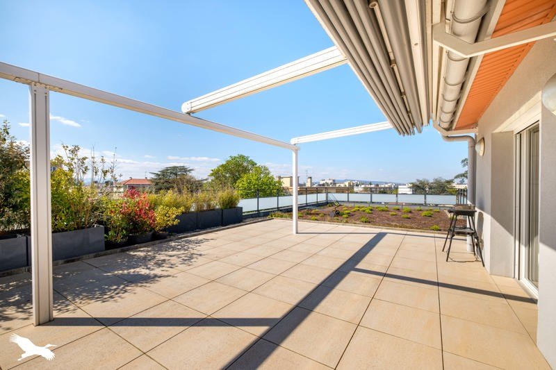 Vente Appartement BRON - 2 pièces -75 m² - (69500)