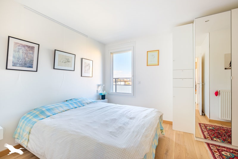 Vente Appartement BRON - 2 pièces -75 m² - (69500)