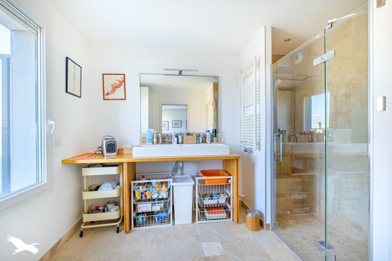 Vente Appartement BRON - 2 pièces -75 m² - (69500)