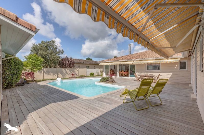 Vente Maison LA TESTE DE BUCH - 5 pièces -209 m² - (33260)