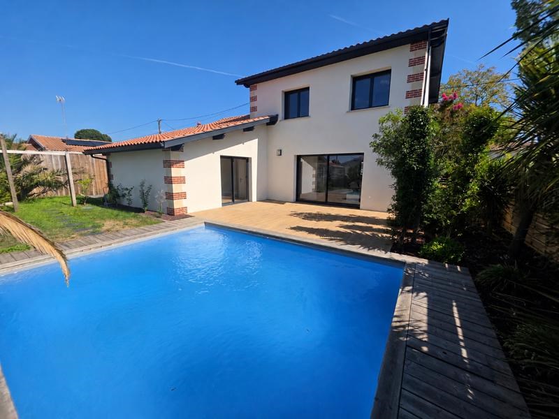 Vente Maison LA TESTE DE BUCH - 5 pièces -107 m² - (33260)
