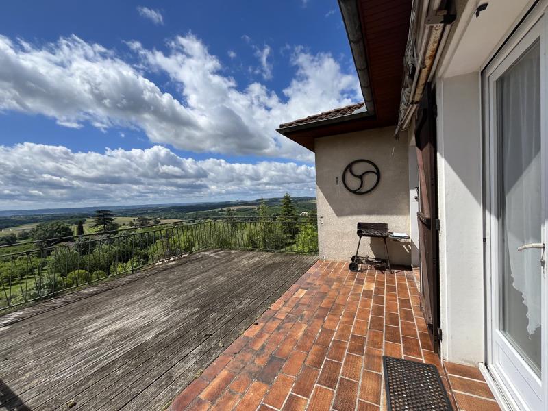 Vente Maison BEAUGAS - 7 pièces -185 m² - (47290)