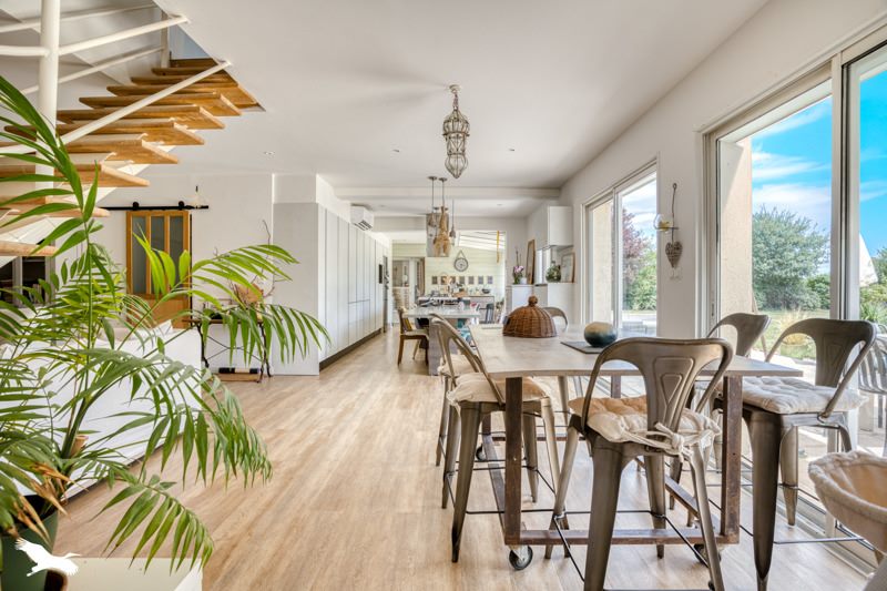 Vente Maison ST SYLVESTRE SUR LOT - 4 pièces -154 m² - (47140)