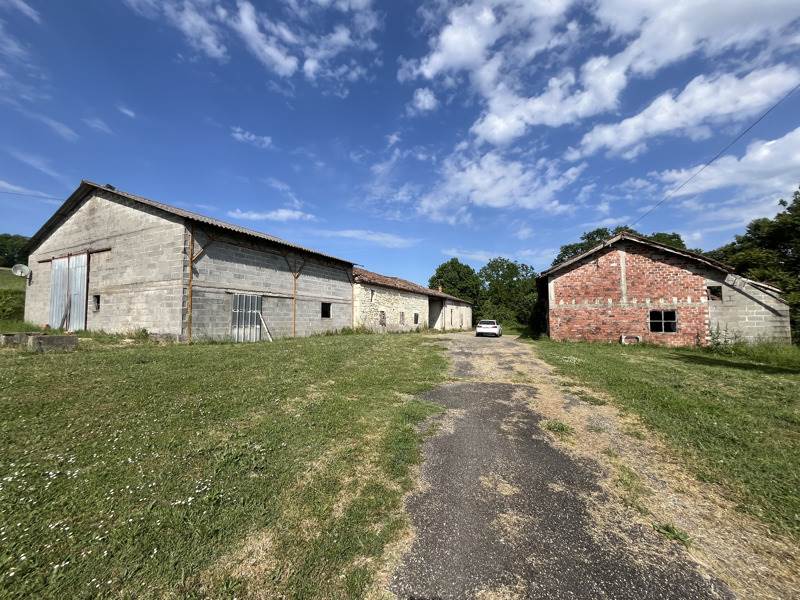 Vente Maison LAROQUE TIMBAUT - 5 pièces -159 m² - (47340)