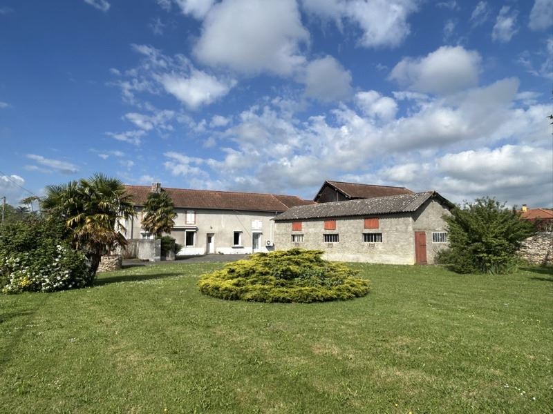 Vente Maison LA BARTHE DE NESTE - 4 pièces -85 m² - (65250)