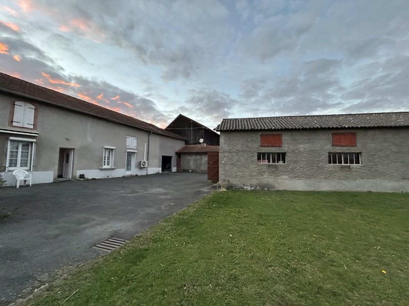 Vente Maison LA BARTHE DE NESTE - 4 pièces -85 m² - (65250)