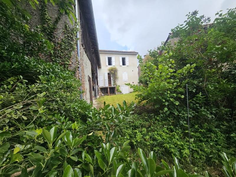 Vente Maison ST LAURENT DE NESTE - 8 pièces -201 m² - (65150)