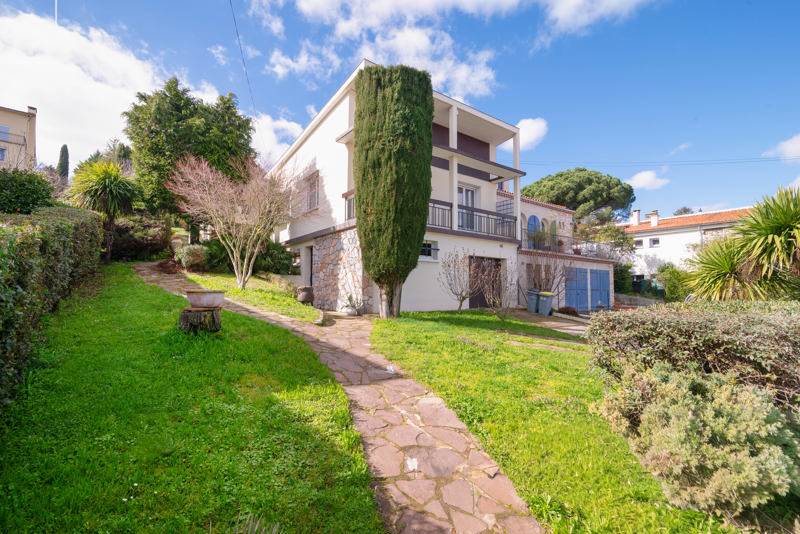 Vente Maison RAMONVILLE ST AGNE - 6 pièces -154 m² - (31520)